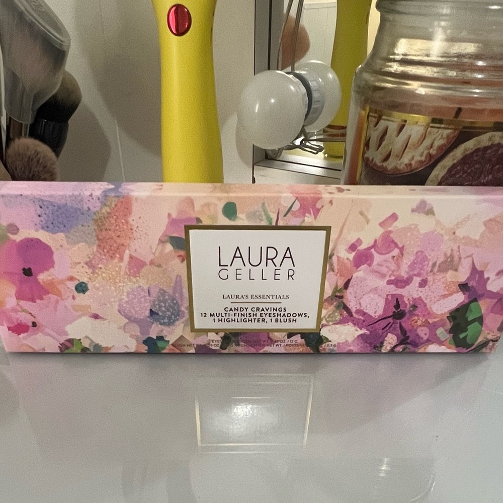 Laura Geller Eyeshadow Palette - Pink and Purple Hues